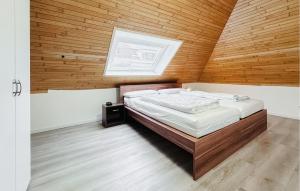 Nice Home In Oostende With Wifi