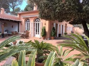 B&B mar y montaña A 12 mint playa 126mts con piscina totalm privado No cocina - 卡德德乌