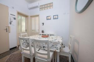 244 - Casa Ludo, Centro Storico,140m dalla Baia del Silenzio PATRIMONIO UNESCO spiaggia e mare