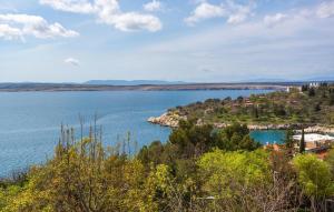 Stunning Apartment In Dramalj With Wifi 
