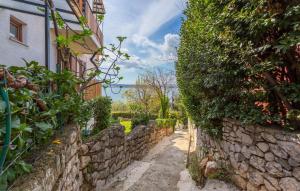 Stunning Apartment In Dramalj With Wifi 