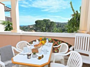 Apartment LEsquinade - F2 105 by Interhome