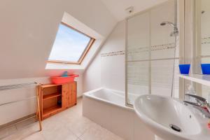 Appart pour 6 - 850m des plages Rohu & Govelins