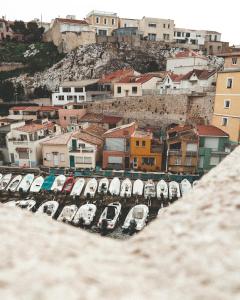 Studio 15m2 cosy Calme Métro 3 min Accès Vieux-Port rapide