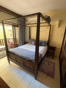 Golden Beachfront Apartment Diani