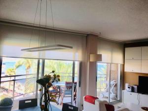 Apartamento frente al mar con WIFI y parking.