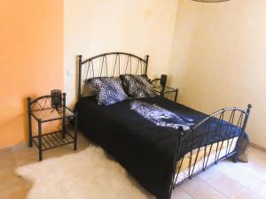 Maisons de vacances Agreable maison de ville avec patio : photos des chambres