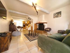 Maisons de vacances Agreable maison de ville avec patio : photos des chambres