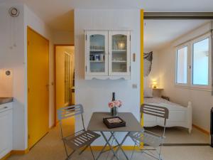 Appartements Apartment Les Sables d'Or by Interhome : photos des chambres