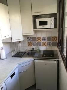 Studio avec balcon sur jardin et parking privé