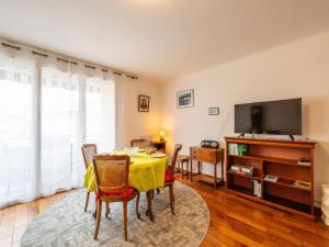 Apartment Les Platanes by Interhome