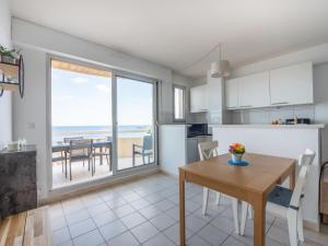 Apartment Le Palazzo del Mar-13 by Interhome
