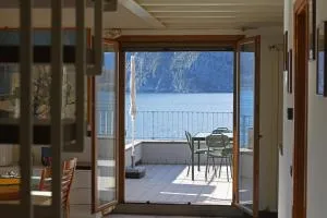 BellaIseo Luxury rooftop - Pilzone