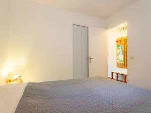 Apartment Le Plein Soleil by Interhome