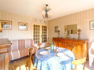 Apartment Arguin II-10 by Interhome