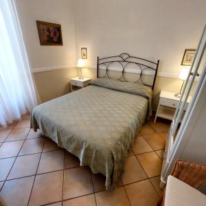 Single Room with Private Bathroom room in Residenza Maritti Classic Rooms