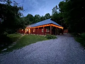 Fourseason Spa Cottage - Madoc