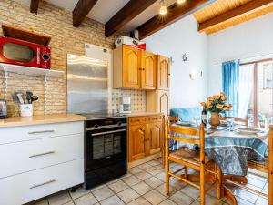 Holiday Home Lutins 5 by Interhome