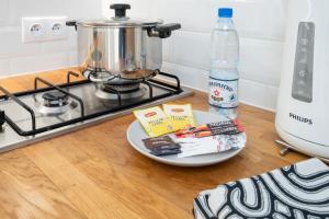 Atlas Arena Comfort Studio by BookingHost