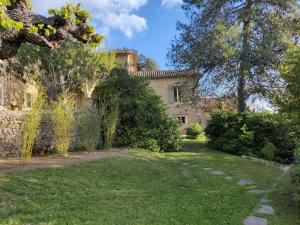 Maisons de vacances Gite au sein d'un Mas Provencal : photos des chambres