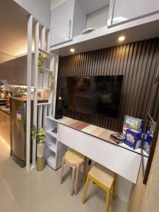 Grass Residences Charming Staycation