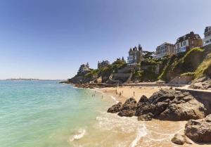 Appartements Studio Cozy Dinard - 5 min de la plage : photos des chambres