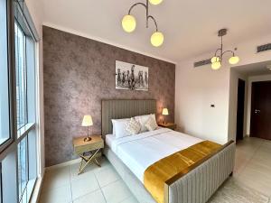 Lux BnB I The Residences I Sky Line Views