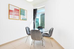 Lux BnB Burj Views Tower I Downtown