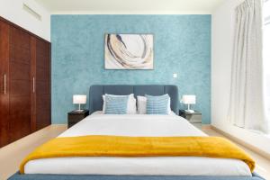 Lux BnB Burj Views Tower I Downtown