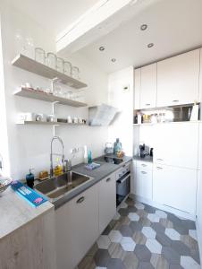 Appartement de charme sous les toits avec vue sur la Garonne