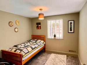 Historic & Stylish Cottage