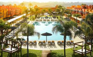 Luxury Apartment, Marina, Beach & Pool