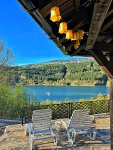 Zavojsko jezero - Vila Jezero