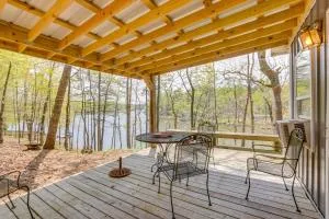 Lakefront Delta Cabin Rental with Boat Dock and Deck! - Lincoln