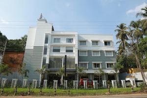 HOTEL SKY PARADISE