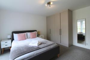 West Finchley by Viridian Apartments