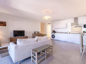 Apartment Casa Odeva by Interhome