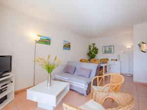 Appartements Apartment Terre du Soleil-2 by Interhome : photos des chambres