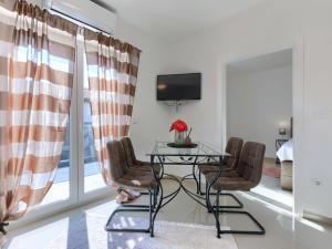 Apartment Amra 7 by Interhome