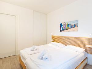 Apartment Am See by Interhome