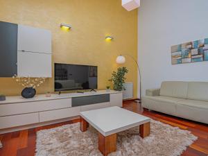 Holiday Home Paola by Interhome