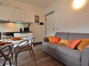 Apartment Olmo Garden Apartment by Interhome