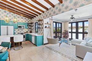 Trendy Condo with Stunning Ocean Views and Exclusive Beach Club Access in Las Catalinas