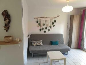 Studio idéal séjour en amoureux rez de jardin proche plage