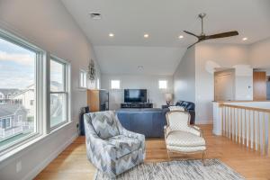 Narragansett Home with Scenic Views Walk to Beach!