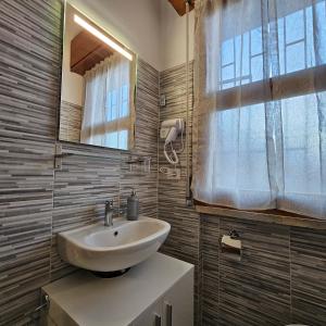 Corteantica RHO-FIERA by Rhospitality