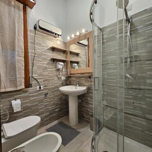 Corteantica RHO-FIERA by Rhospitality