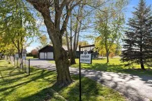 The Harbor Hideaway - Van Dyne