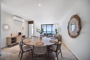 SIELA Oceanfront Luxury 4 BR Villa