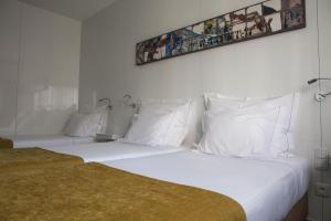 Triple Room room in Hotel Costa Verde